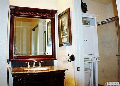 Master bath with upgraded vanity and granite