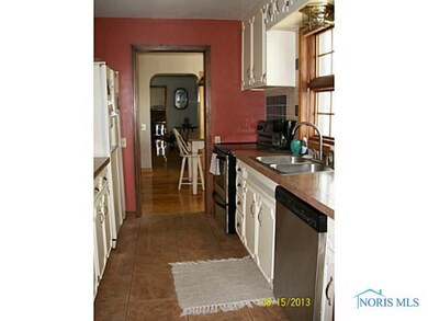 317 W Holland St, Archbold, OH 43502 - photo 6