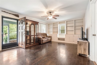 233 E Gallatin St, Adairville, KY 42202 - photo 5