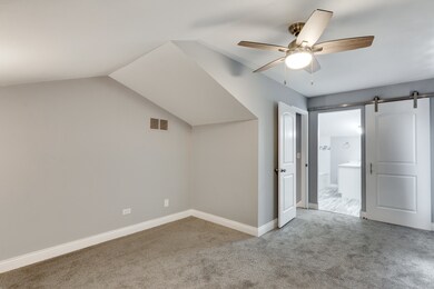 18590 Meadow Ln, Hazel Crest, IL 60429 - photo 5