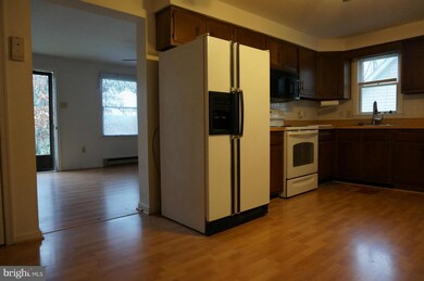 3663B Petersville Rd, Knoxville, MD 21758 - photo 5