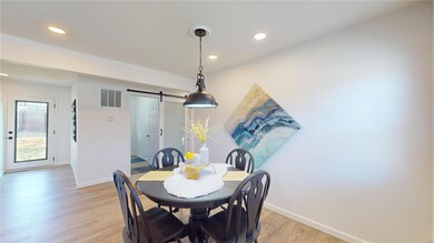 138 Carol Louise Dr, Caseyville, IL 62232 - photo 6