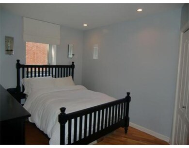 19 Wiget St unit 205, Boston, MA 02113 - photo 7