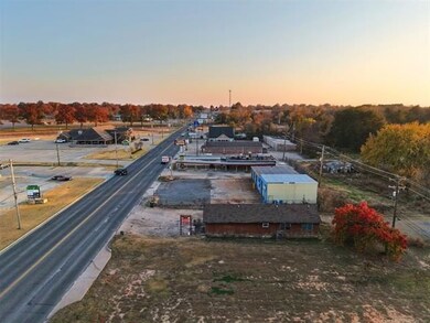 1917 N York St, Muskogee, OK 74403 - photo 4