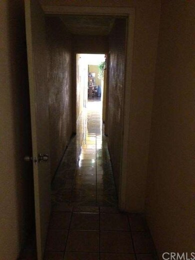 10745 Capistrano Ave, Lynwood, CA 90262 - photo 5