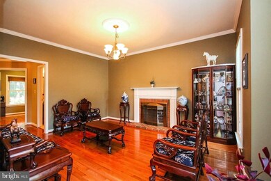 3009 Ashburton Manor Dr, Herndon, VA 20171 - photo 4