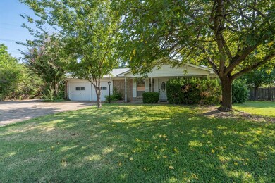 520 Branch Cir E, Fort Worth, TX 76108 - photo 2
