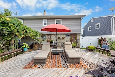 2118KennethRd-4