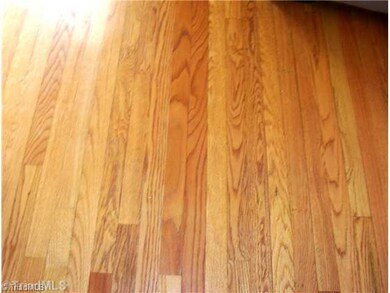 2807 Old Us 52 S, Pilot Mountain, NC 27041 - photo 7