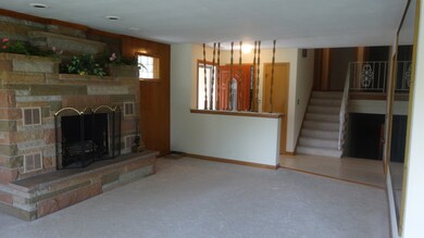 280 N Emroy Ave, Elmhurst, IL 60126 - photo 7