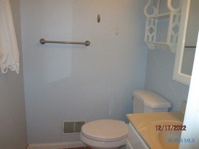 2133 Keen Ave, Toledo, OH 43611 - photo 7