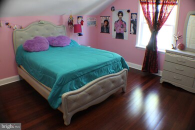 39 Hamilton St, Swedesboro, NJ 08085 - photo 3