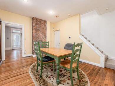013_f3cef4c_N978 N 4th St 020
