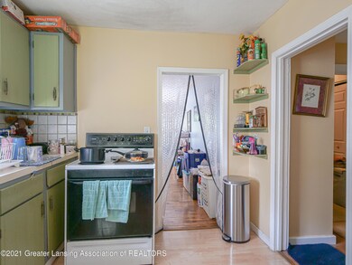 3801 Lowcroft Ave, Lansing, MI 48910 - photo 7