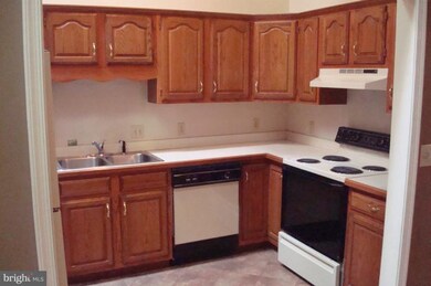 2342 Majestic Ct, Chambersburg, PA 17202 - photo 3