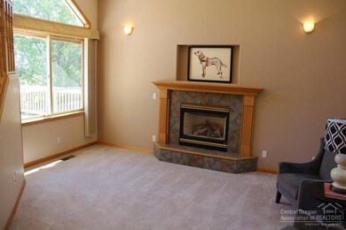 2342 NW 6th St, Bend, OR 97701 - photo 3