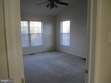 76 Chadwick Cir unit 11E, Norristown, PA 19403 - photo 5