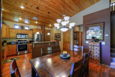 006_DiningKitchen
