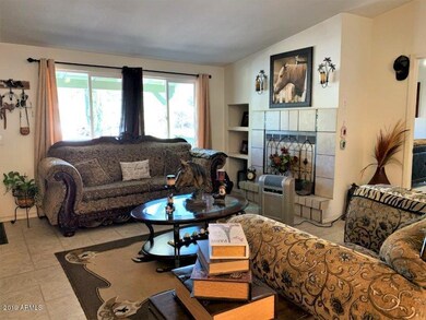 Living Room (2)