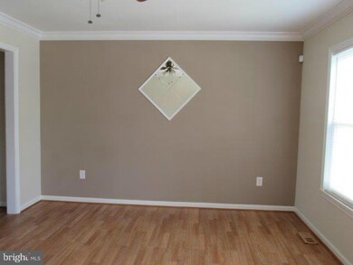 6802 Hawthorne St, Hyattsville, MD 20785 - photo 2
