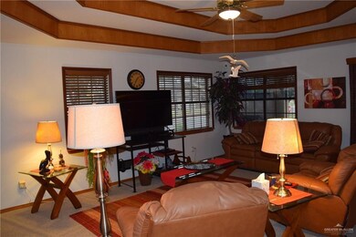 826 Santa Anna Dr, Alamo, TX 78516 - photo 7