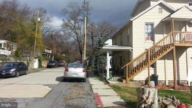 312 Wilkes St unit 3, Berkeley Springs, WV 25411 - photo 7