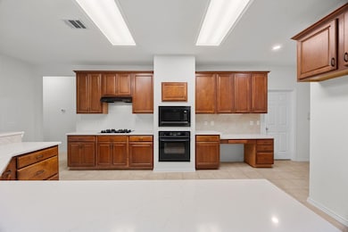 1521 Foppiano Loop, Round Rock, TX 78665 - photo 7