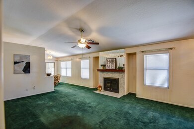 family room 2