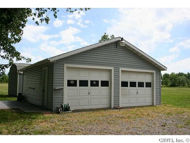Garage.