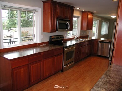 7505 212th St SW unit C302, Edmonds, WA 98026 - photo 2