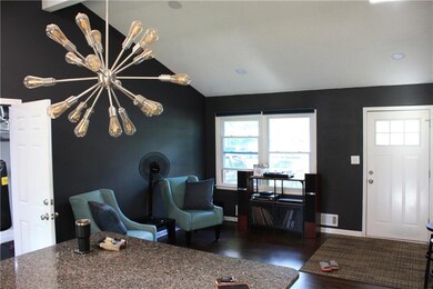 7410 Melrose Ln, Shawnee, KS 66203 - photo 6