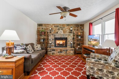 152 Broad Ave, Winchester, VA 22602 - photo 3