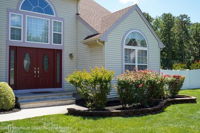 27 Thousand Oaks Terrace, Howell, NJ 07731 - photo 6