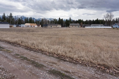 317 Helena Flats Rd, Kalispell, MT 59901 - photo 3