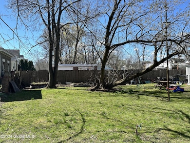 unlisted-address, Albany, NY 12209 - photo 3