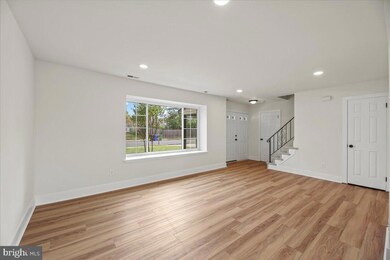 19 Intrepid Dr, Sewell, NJ 08080 - photo 5