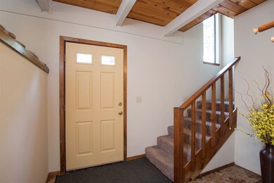 ENTRY MUDROOM