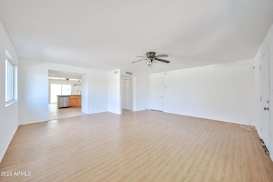 9015 N 55th Ave, Glendale, AZ 85302 - photo 3