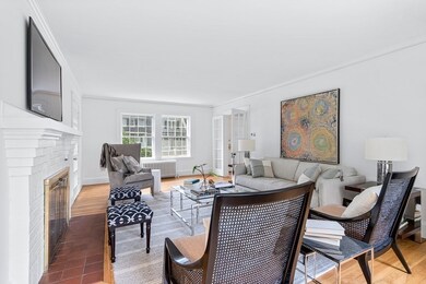 8 Tappan Rd, Wellesley, MA 02482 - photo 6