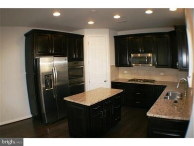 1025 Weston Dr, Williamstown, NJ 08094 - photo 4