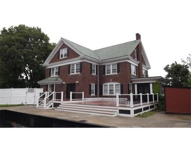 40 Hutchinson Rd, Arlington, MA 02474 - photo 3