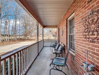 Lovely covered front porch!