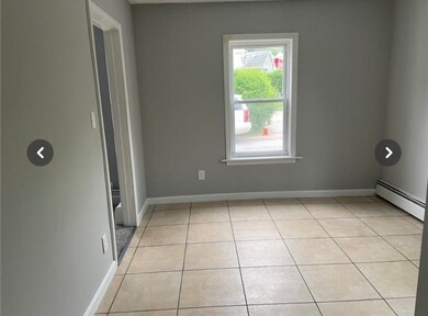 31 Centre St, West Warwick, RI 02893 - photo 2