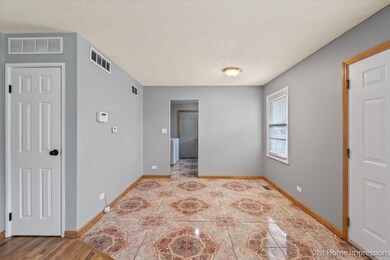 17831 Harvard Ln, Country Club Hills, IL 60478 - photo 6