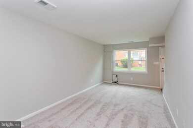 9650 Hagel Cir unit E, Lorton, VA 22079 - photo 3