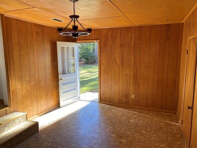 1102 12th St E, Tifton, GA 31794 - photo 3