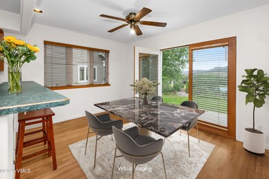 Dining -Virtual Staging