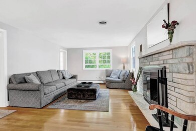 103 Ronald Rd, Arlington, MA 02474 - photo 4