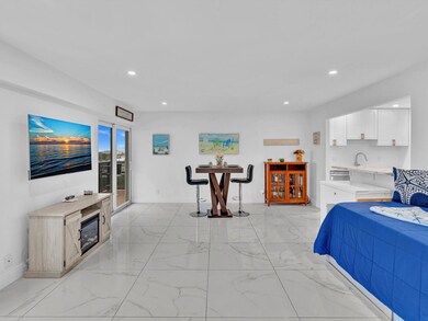 The Warwick Condominium unit 8G, Fort Lauderdale, FL 33308 - photo 6