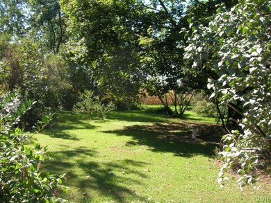 6048 Snyders Church Rd, Bath, PA 18014 - photo 6